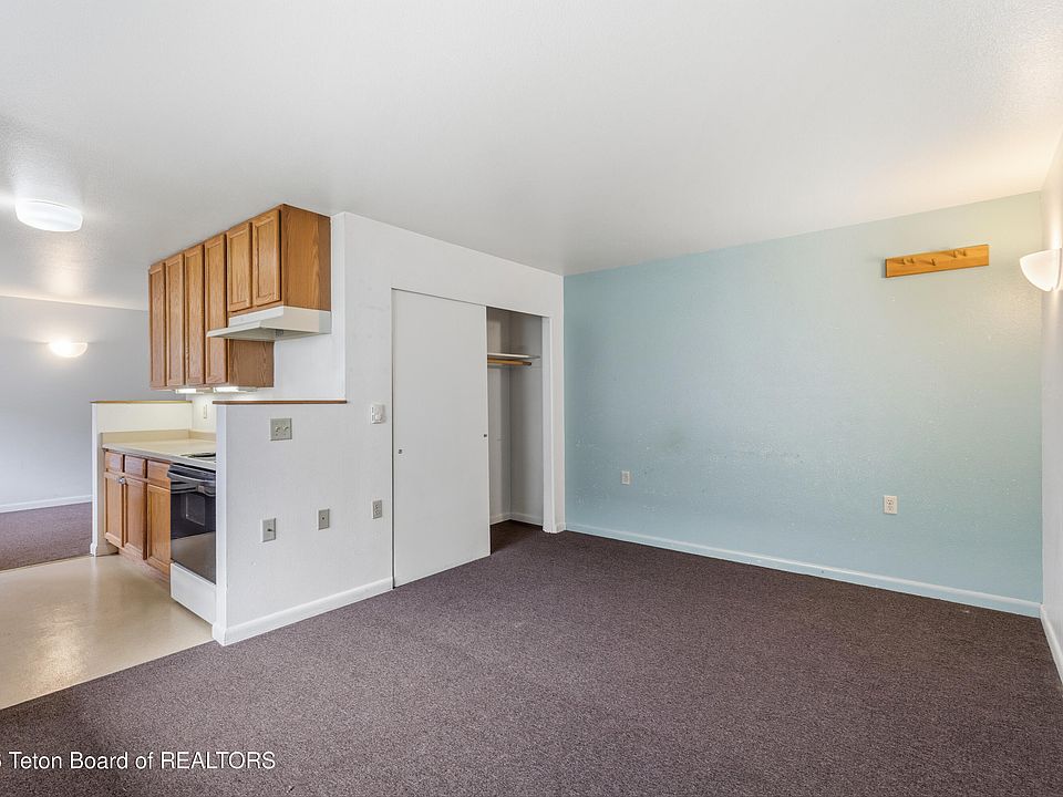 1st image of 1177 Meadowlark Ln APT 118