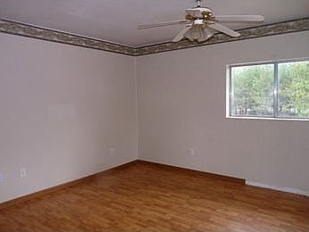4th image of 32418 N Llumia Ln
