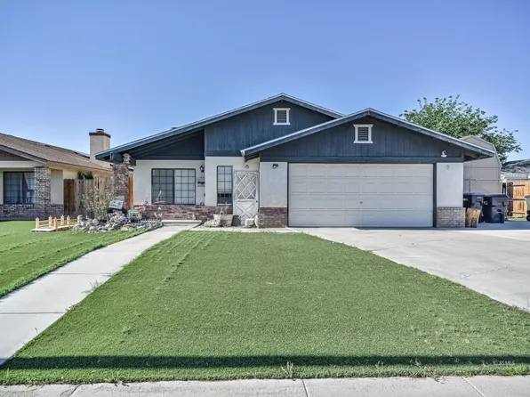815 Walker Ln, Ridgecrest, CA 93555