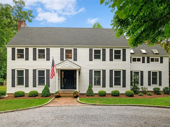 9 Three Sisters Road, Saint James, NY 11780