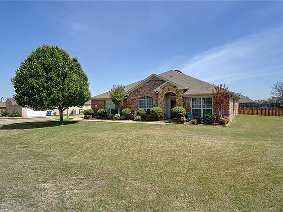 2nd image of 166 Portales Dr