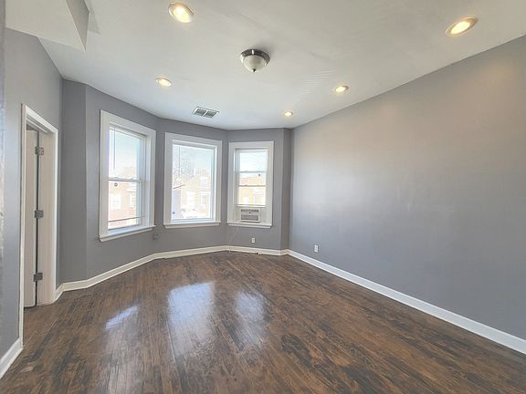 2nd image of 4219 W Cullerton St