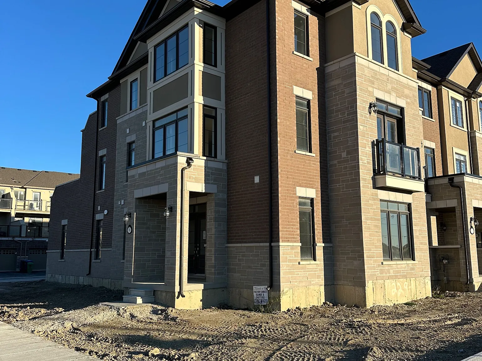 3 bed, $3,200 — Photo 2