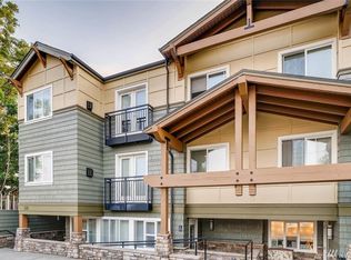 128 4th Ave S APT 201, Edmonds, WA 98020