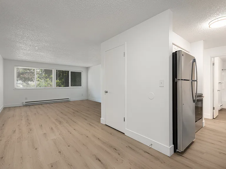Timberwood Apartments — Photo 45