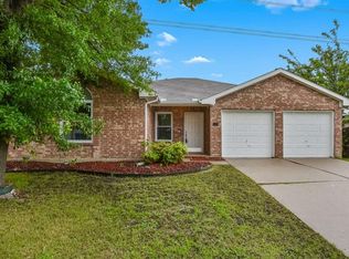 2060 Belvedere Dr, Lewisville, TX 75067
