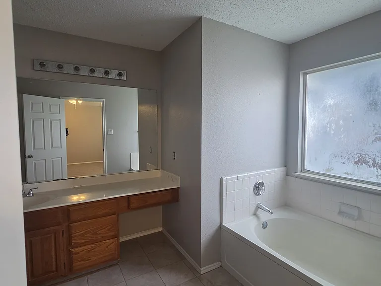 3304 Sparta Dr — Photo 14