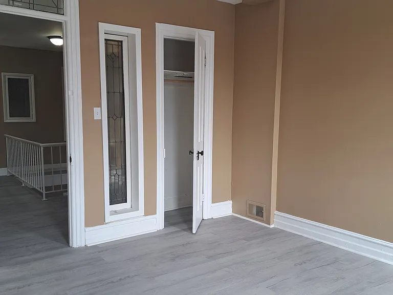 134 N Hall St — Photo 4