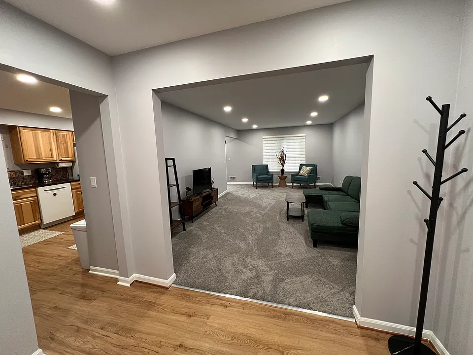 27654 E Echo Valley #27654