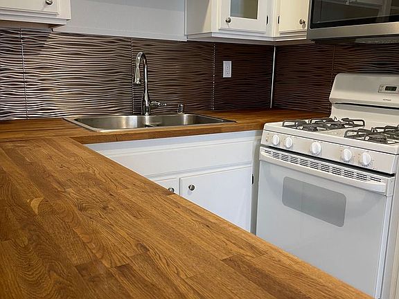 4th image of 4075 30th St #11502340