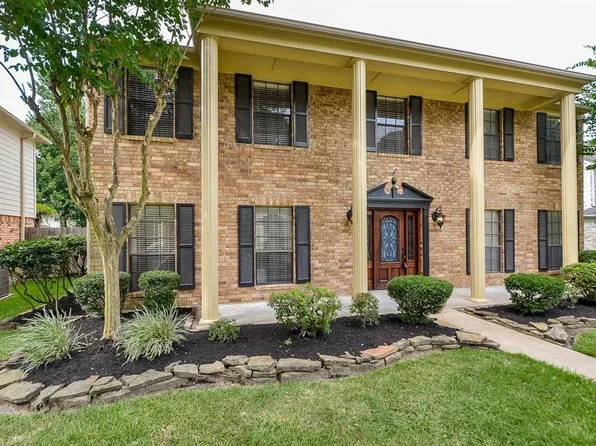 7630 Clover Canyon Cir, Houston, TX 77095