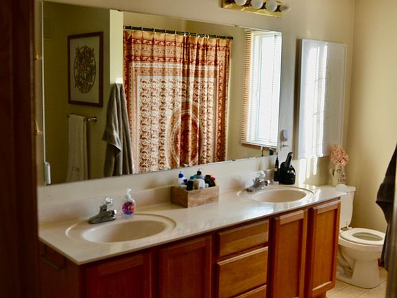 3rd image of 3157 Juniper Ln APT F