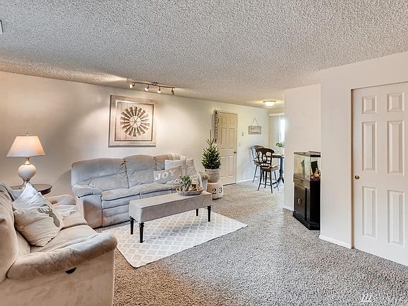 2nd image of 8315 NE 147th Pl