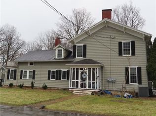 290 Seneca Tpk West & Milburn Dr #D, Syracuse, NY 13207