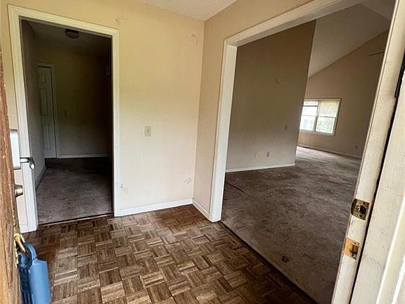 4th image of 148 River Ridge Dr