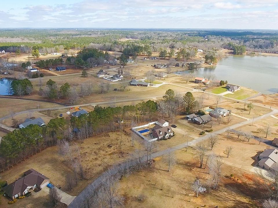 2nd image of County Road 438