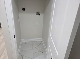 4 Buttonwood Rd, Brampton, ON L6P4J9