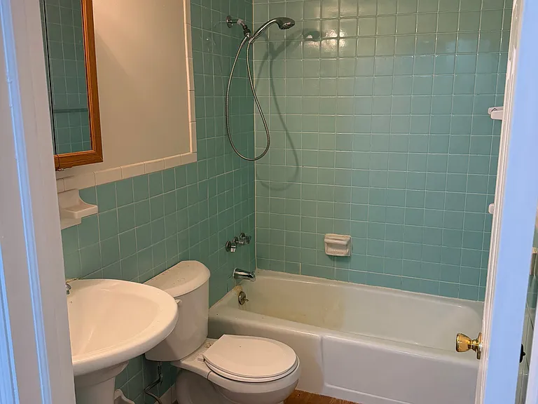 72 Marsh Rd #11 — Photo 9