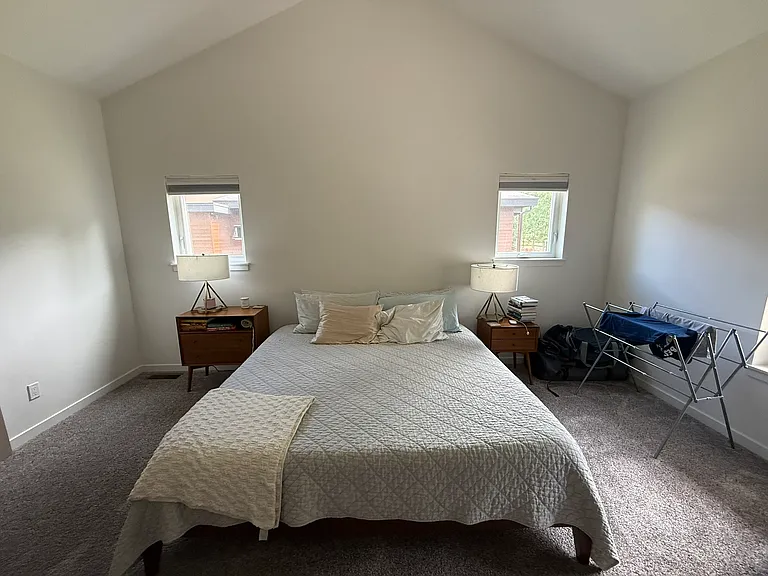 403 Estancia Loop — Photo 16