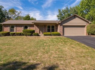 8310 Castlebrook Dr, Indianapolis, IN