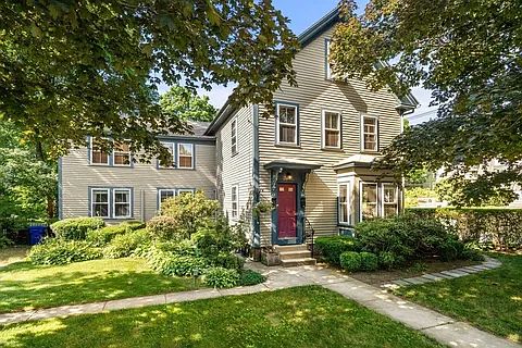 2nd image of 44 Walnut St