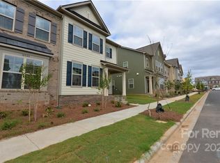 10926 Zac Hill Rd, Davidson, NC 28036