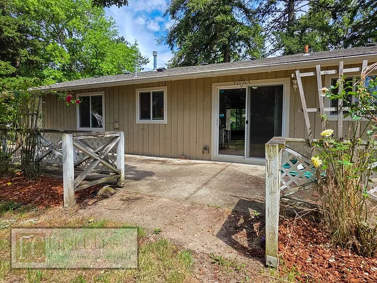 17640 SW Shaw St — Photo 23