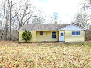 912 Spruce Trl, Newton, NJ 07860