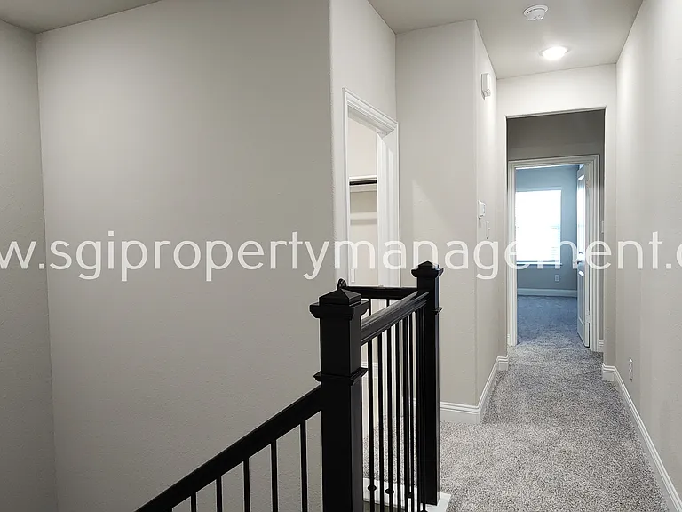 3121 Galveston St — Photo 25