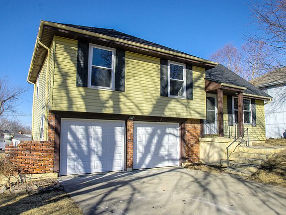 2nd image of 8006 E 105th St