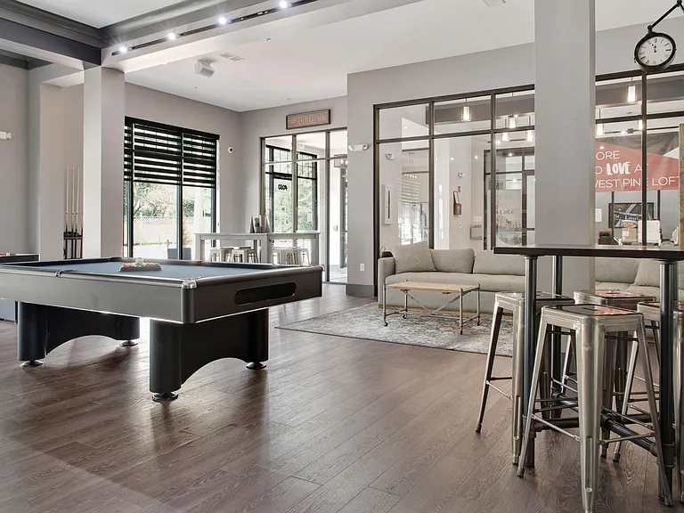 West Pine Lofts-POI-009
