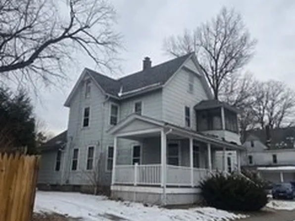 17 Spencer St, Springfield, MA 01118