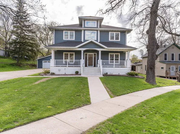 312 N Mill St, Fergus Falls, MN 56537