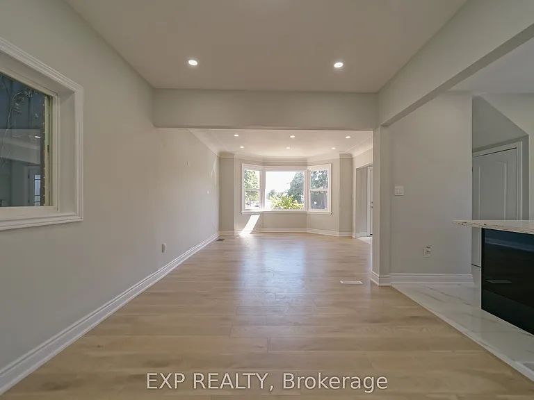 1509 Main St E #UPSTAIRS — Photo 7