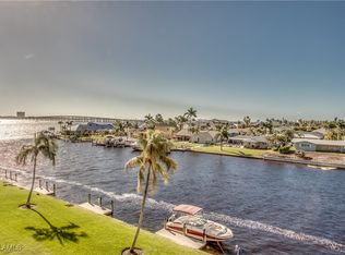 4260 SE 20th Pl APT 404, Cape Coral, FL 33904