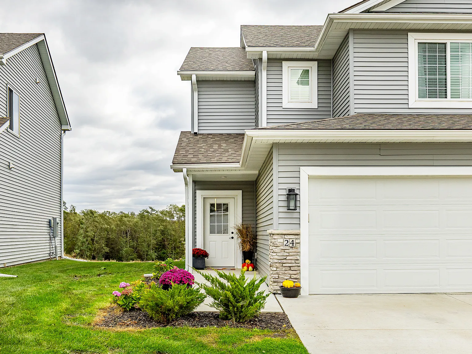 3 bed, 1597 sqft, $2,100 — Photo 3