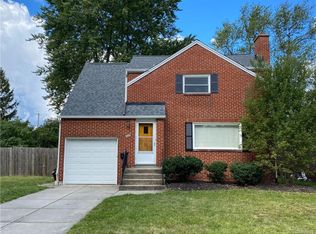 153 Avalon Dr, Amherst, NY 14226