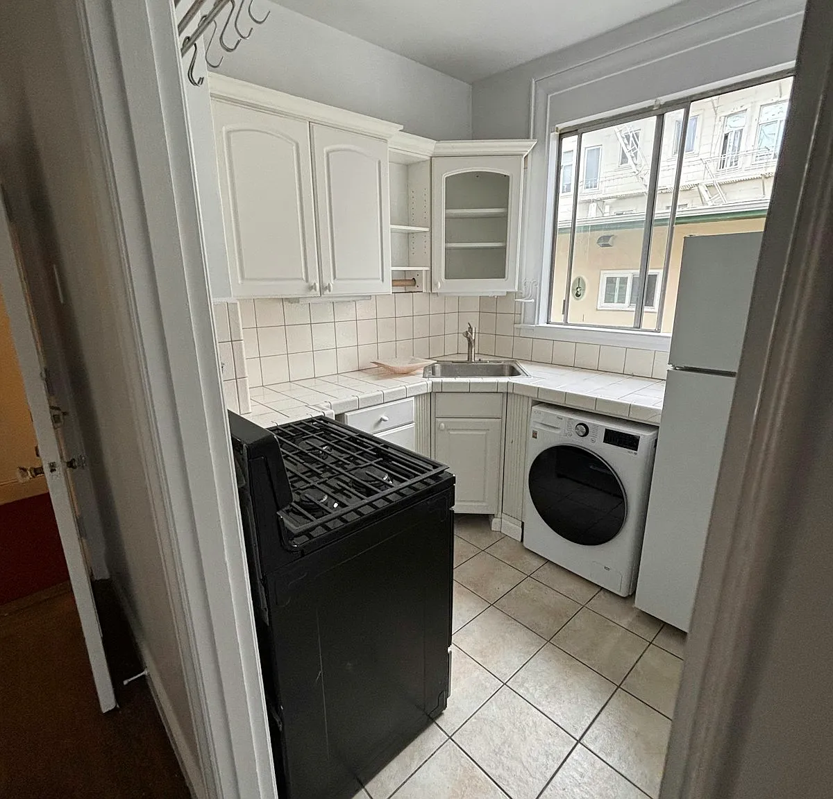 1230 Broadway, Unit 5 — Photo 4