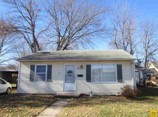 407 S Water St, Clinton, MO 64735