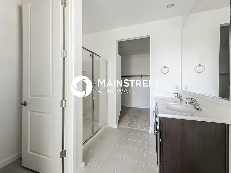 Main Bathroom