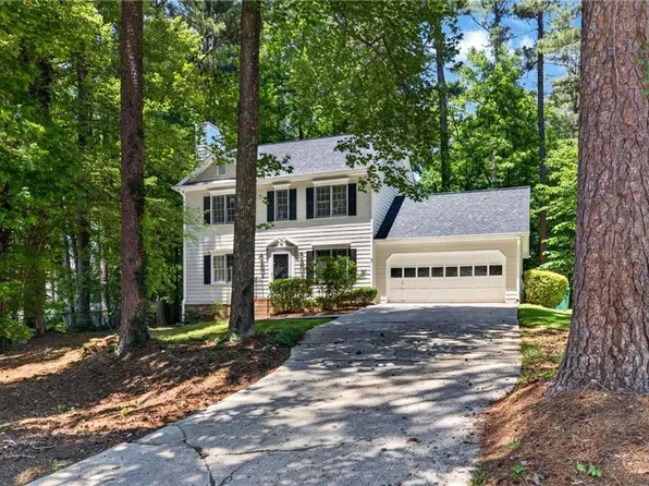 3359 Woodrock Ln, Snellville, GA 30078