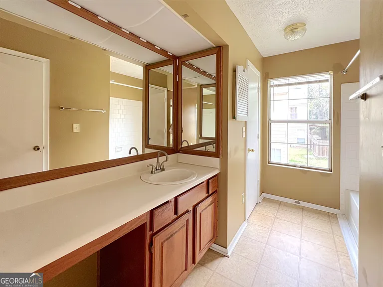 790 Hampton Hill Ct — Photo 13