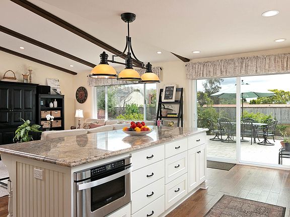5th image of 7016 Etna Ct