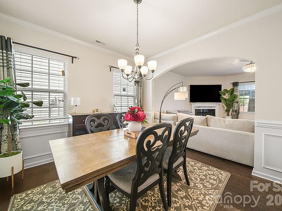 4th image of 15120 Evergreen House Dr