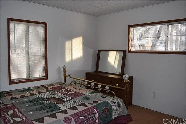 545 Wanita Ln — Photo 4