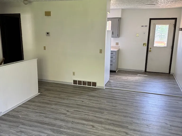420 Kolpwood Ave NW #420 — Photo 10