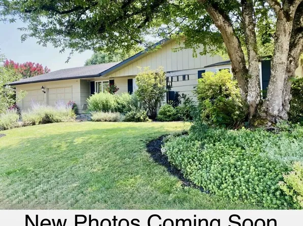 619 Blackstone St, Springfield, OR 97477