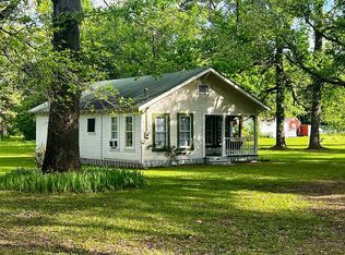 807 Campus Dr, Zavalla, TX 75980
