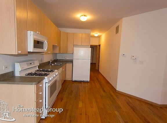 5th image of 339 S Leavitt St #1