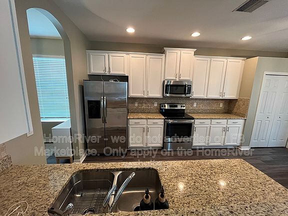 5th image of 12728 Avelar Creek Dr